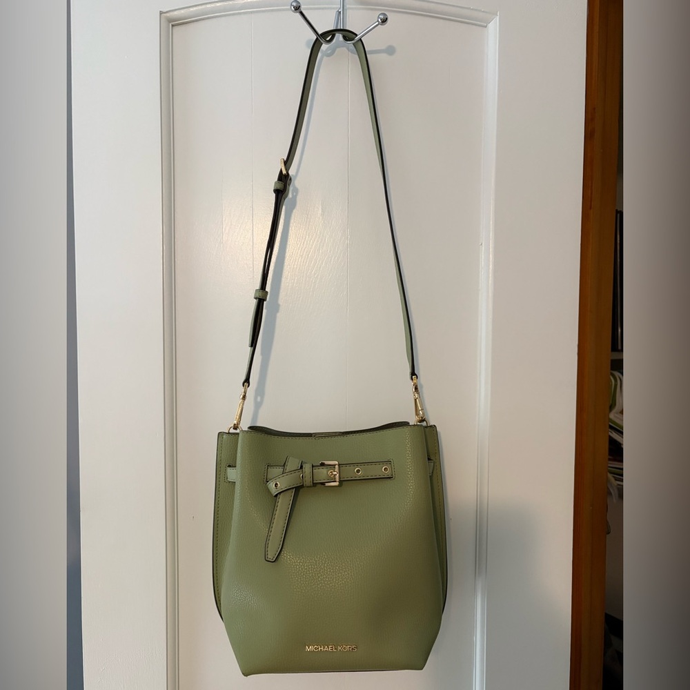 Michael Kors Green Pebbled Leather Shoulder Bag with Buckle Detail - Picture 3 of 10